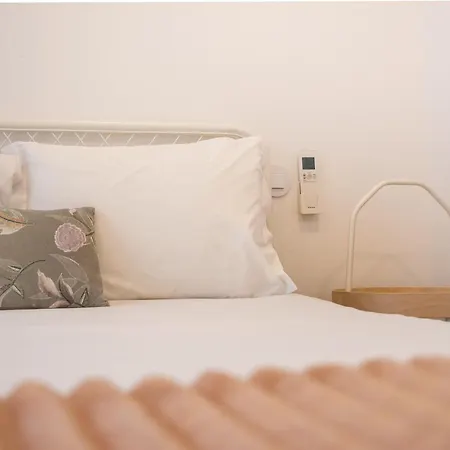 Magnolia & Πανσιόν