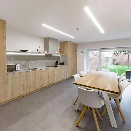 ゲストハウス Magnolia &