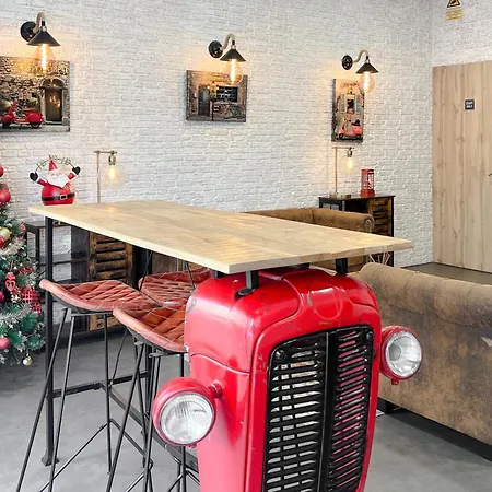 ゲストハウス Magnolia & ポルト